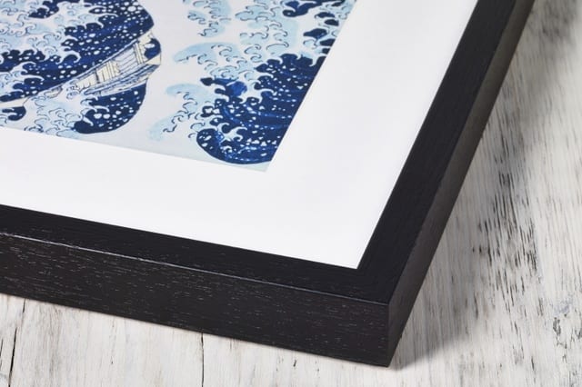 customer browsing a photo gallery